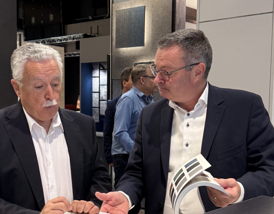Manuel Mas of Moquetas Manuel Mas and Werner Verweyen (CEO oF Tapibel) together at the Flanders Flooring Days 2024